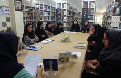 نشست کتاب‌خوان درکتابخانه عمومی شیخ شهاب الدین اهری 