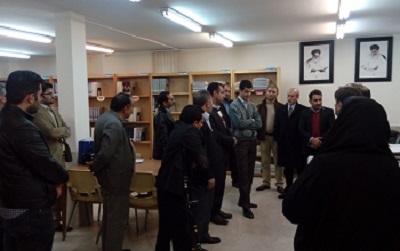 بازدید مدیرکل بهزیستی تهران از بخش نابینایان کتابخانه مصطفی خمینی 