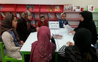 کلاس قصه گویی در کتابخانه عمومی شهید مطهری قرچک  تهران برگزار شد