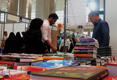 نمایشگاه کتاب تهران از نگاه دوربین لیزنا