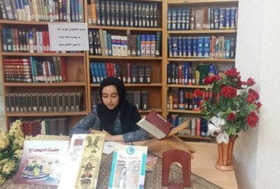 نشست کتابخوان ویژه هفته دولت در کتابخانه الهادی(ع) هشتگرد برگزار شد