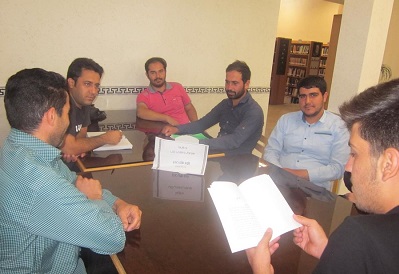 «جلوه‌های غدیر» در کتابخانه شهید بهشتی خمین جمع‌خوانی شد