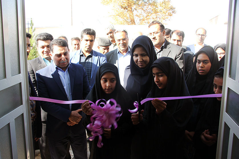 کتابخانه شهید شفیعی روستای رئیس‌آباد ابرکوه استان یزد بازگشایی شد
