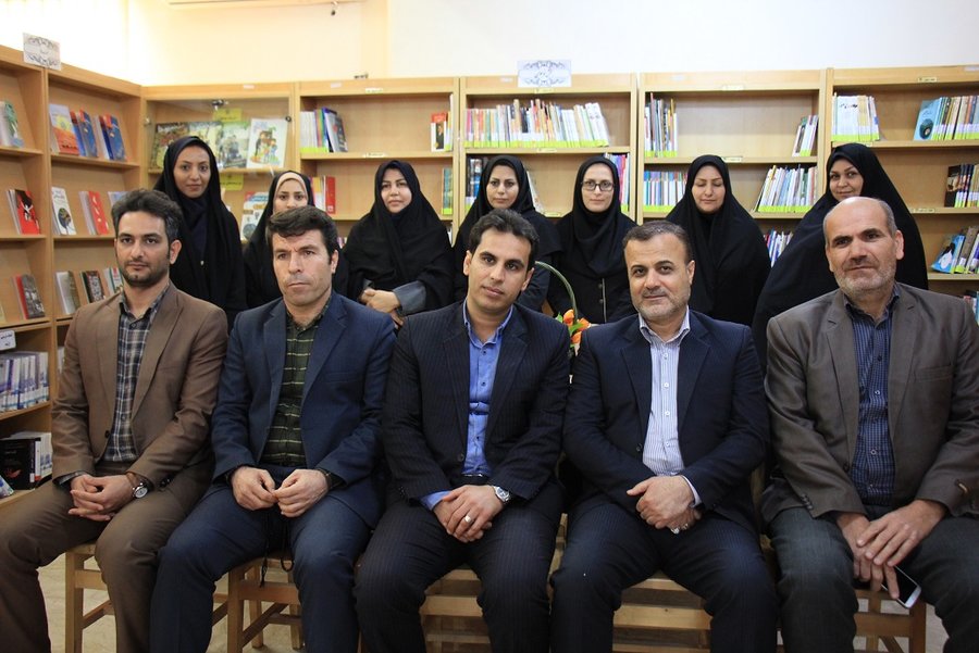 جلسه هم اندیشی ترویج فرهنگ مطالعه در عالیشهر بوشهر برگزار شد