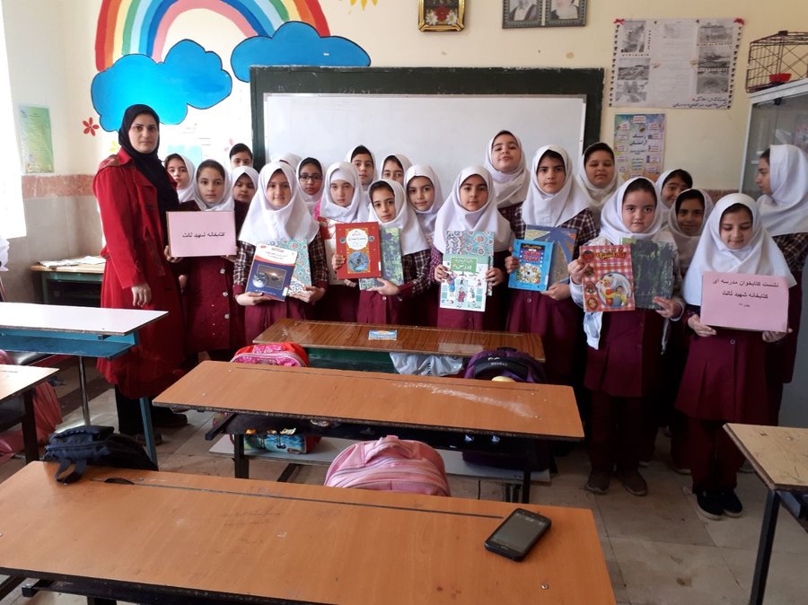 مدرسه فضیلت شهرجدید هشتگرد استان البرز میزبان نشست کتابخوان شد