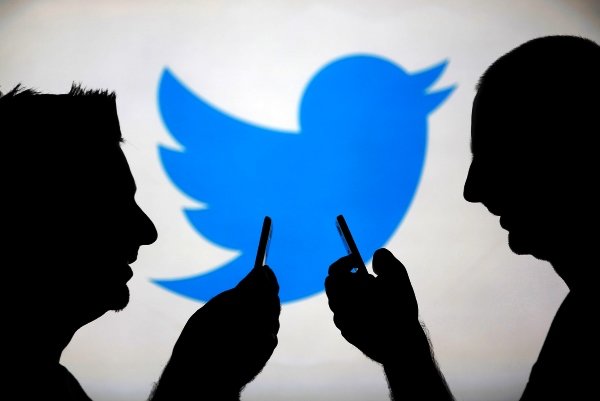 سناریوهای دروغ به وفور در فیس بوک و تویتر یافت می شود/ انتشار گسترده خبرهای جعلی