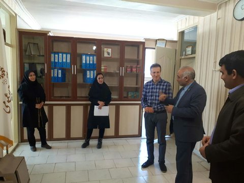 بازدید مدیرکل کتابخانه‌های عمومی آذربایجان‌شرقی از کتابخانه‌های عمومی تبریز
