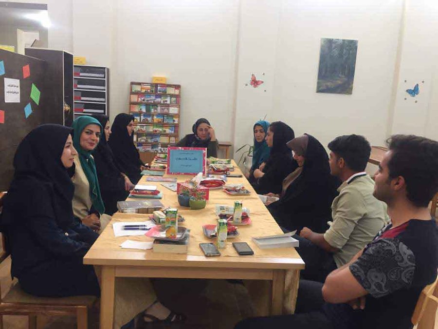 سه نشست کتابخوان در کتابخانه های عمومی شهر میمند فارس برگزار شد