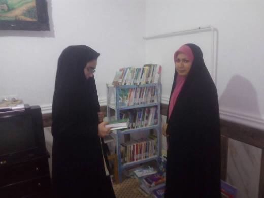 اجرای طرح کتابخوانی «سفیر دانایی» در روستای ندافیه باوی خوزستان