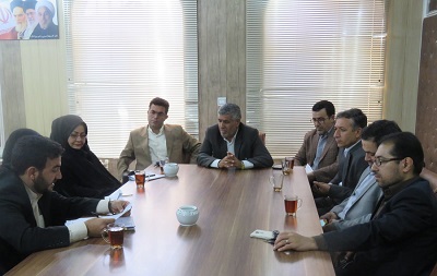 جلسه مدیرکل کتابخانه‌های عمومی استان لرستان با اعضای انجمن کتابخانه‌های عمومی کوهدشت