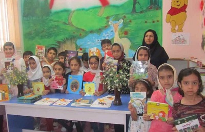 برگزاری نشست‌های کتابخوان کتابخانه عمومی شهدای جنت شهر استان فارس