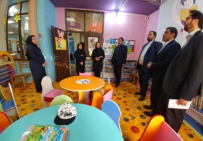 بازدید مدیرکل کتابخانه‌های عمومی استان البرز از کتابخانه‌های عمومی استان