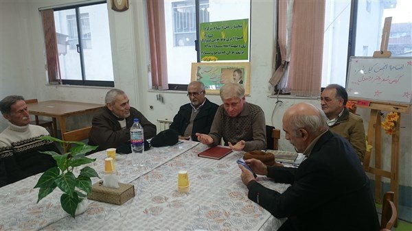 انجمن گیل شعر دکتر رحمدل در کتابخانه زنده یاد فیض لاهیجان در استان گیلان آغاز به کار کرد
