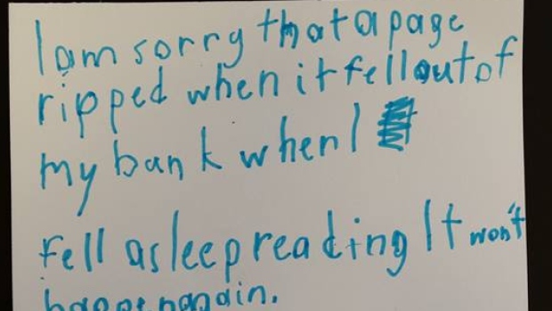 عذرخواهی کودک 8 ساله از کتابخانه عمومی تورنتو