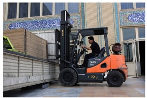 عملیات انتقال تجهیزات آماده‌سازی نمایشگاه بین‌المللی کتاب تهران آغاز شد