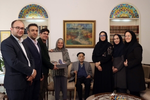 دبیرکل نهاد کتابخانه‌های عمومی با مهدی محقق و نوش‌آفرین انصاری دیدار کرد