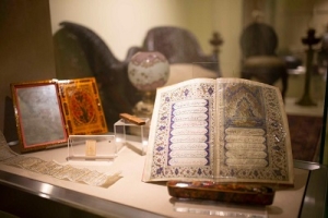 برپایی نمایشگاه «بانوان واقف در کتابخانه و موزه ملی ملک»