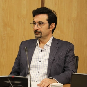 پژواک: بازتاب صدای دانشجویان و حرفه‌مندان