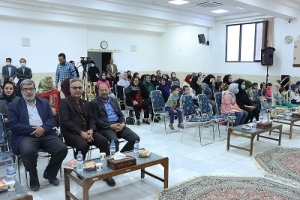 معرفی قصه‌گویان یزدی راه‌یافته به مرحله منطقه‌ای جشنواره قصه‌گویی «نهال امید»
