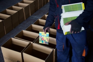 ارسال بسته ویژه کتاب کودک و نوجوان به کتابخانه‌های ویژه کودک