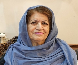 تعویق جراحی دکتر مهردخت وزیرپور به‌دلیل ناهماهنگی در تأمین تجهیزات