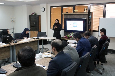 کارگاه آموزشی «برنامه‌ریزی استراتژیک در کتابخانه‌های عمومی» در همدان برگزار شد
