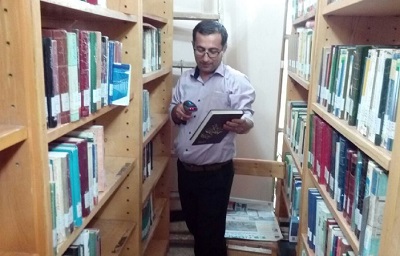 اجرای عملیات «رف‌خوانی» و «وجین» در کتابخانه های شهرستان اسلامشهر