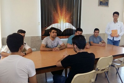 برگزاری نشست کتابخوان کتابخانه ای در کتابخانه شهید مصطفی خمینی اسلامشهر برگزاری نشست کتابخوان کتابخانه ای در کتابخانه شهید مصطفی خمینی اسلامشهر