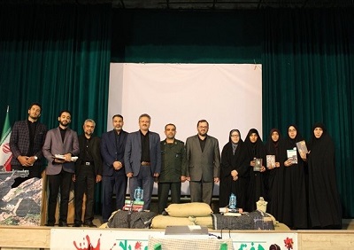 معرفی ۶۰ عنوان کتاب با موضوع عاشورا و دفاع مقدس در کتابخانه‌های قم