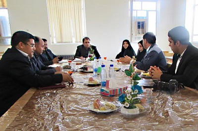 جلسه انجمن کتابخانههای عمومی بافق استان یزد برگزار شد جلسه انجمن کتابخانههای عمومی بافق استان یزد برگزار شد