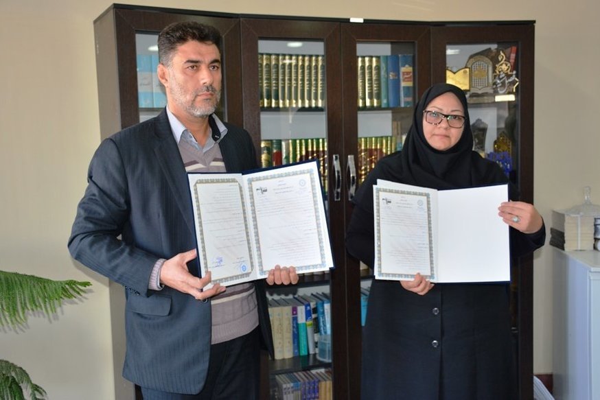 تفاهمنامه کتابخانههای کرمانشاه و سازمان بسیج دانشجویي تفاهمنامه کتابخانههای کرمانشاه و سازمان بسیج دانشجویي