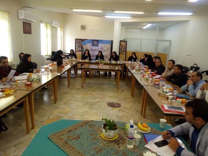 نشست شورای اداری کتابخانه‌های استان تهران با روسای شهرستان‌ها برگزار شد