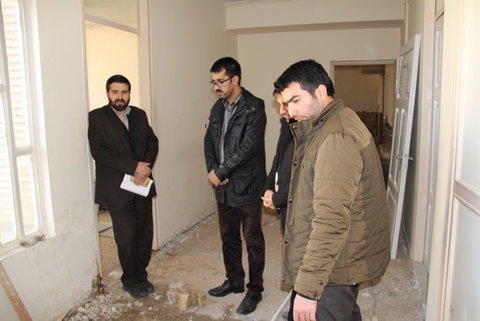 بازدید سرپرست اداره کل کتابخانه های عمومی  مرکزی از روند بازسازی کتابخانه شهید زراستوند اراک