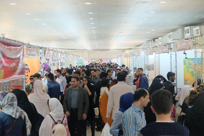 فروش بیش از دو میلیارد تومان کتاب در نمایشگاه بندرعباس فروش بیش از دو میلیارد تومان کتاب در نمایشگاه بندرعباس