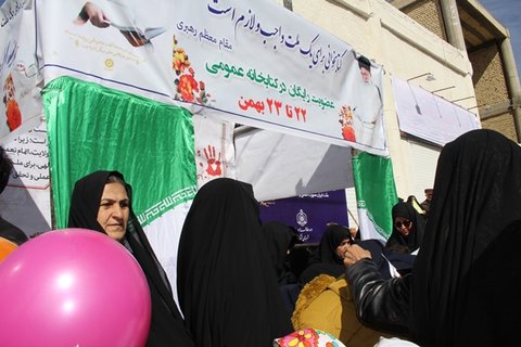 استقرار ۹ غرفه در مسیر راهپیمائی در مراکز شهرستان های چهار محال و بختیاری