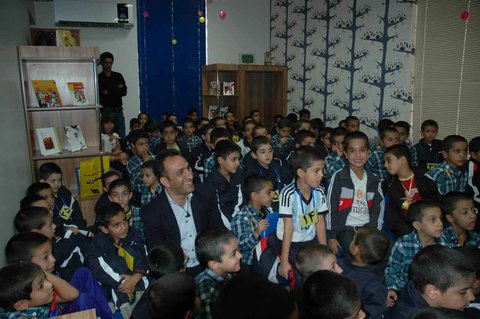  برنامه های کتابخانه عمومی کودکان یار مهربان شیراز در استان فارس