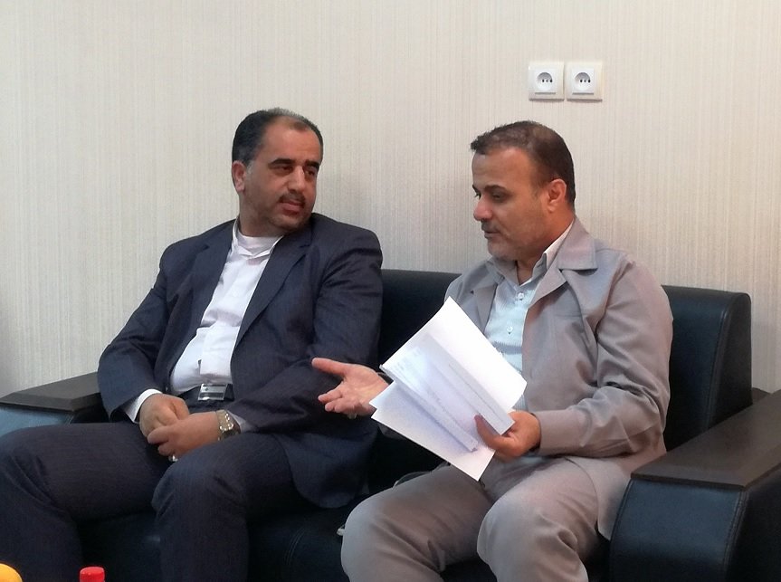 دیدار مدیر کل کتابخانه های استان بوشهر با فرماندار کنگان دیدار مدیر کل کتابخانه های استان بوشهر با فرماندار کنگان