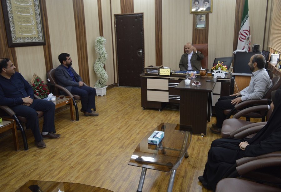 در خوزستان معلمان فعال در اجرای برنامههای کتابخوانی تقدیر شدند در خوزستان معلمان فعال در اجرای برنامههای کتابخوانی تقدیر شدند