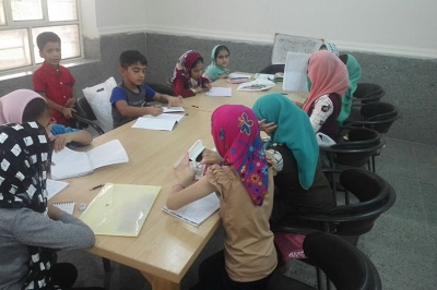 برپایی کلاس کارهای دستی و آموزشی در کتابخانه امام محمدباقر(ع) بهبهان خوزستان