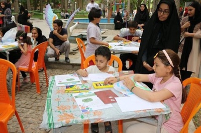 برگزاری ایستگاه نقاشی در کتابخانه پروین اعتصامی استان ایلام