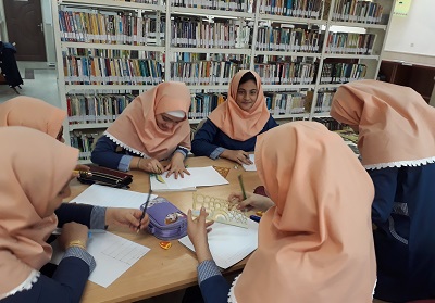 برگزاری کارگاه آشنایی با نگارش ادبی و انشا در کتابخانه ثقلین کوزه‌کنان در تبریز