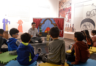 تور و کارگاه آموزشی «باغ قصه‌ها» در کتابخانه و موزه ملی ملک برگزار شد