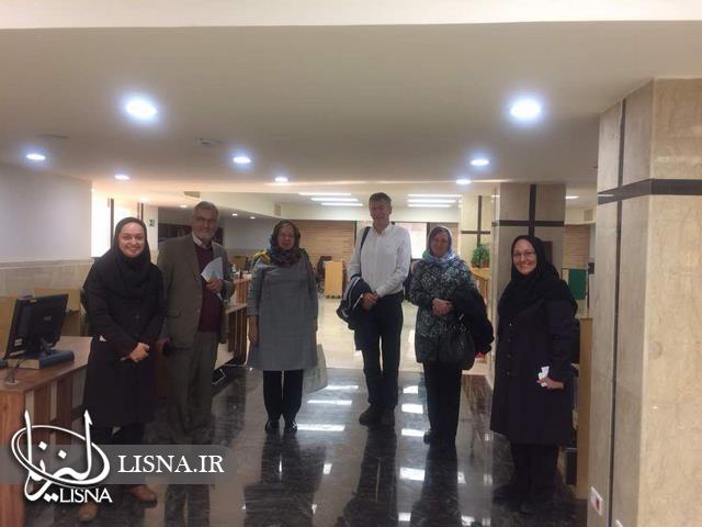 بازدید اعضای کمیته جهانی یونی مارک از کتابخانه مرکزی دانشگاه الزهرا + عکس