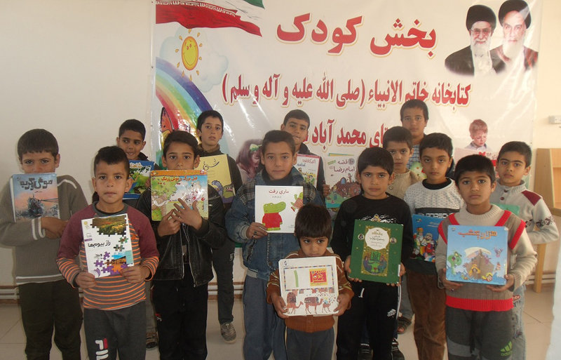 نشست های کتاب خوان و نمایشگاه کتاب در کتابخانه های شهرستان قاینات خراسان جنوبی نشست های کتاب خوان و نمایشگاه کتاب در کتابخانه های شهرستان قاینات خراسان جنوبی