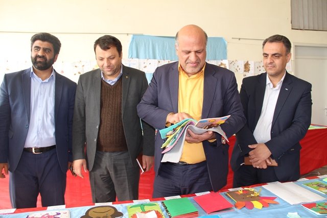 چهارمین جلسه انجمن کتابخانههای عمومی اردکان یزد برگزار شد چهارمین جلسه انجمن کتابخانههای عمومی اردکان یزد برگزار شد