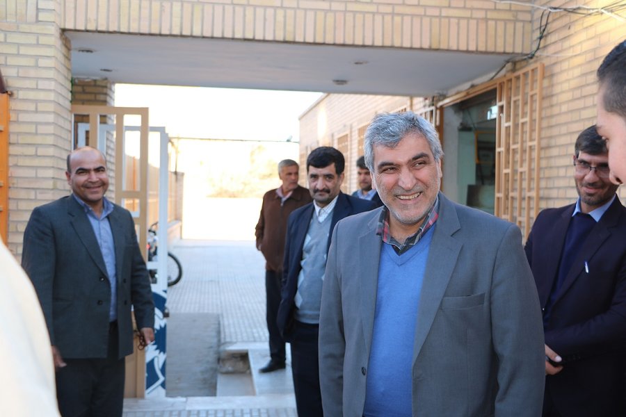 روستای بزنج اسفراین در خراسان شمالی صاحب کتابخانه می شود روستای بزنج اسفراین در خراسان شمالی صاحب کتابخانه می شود