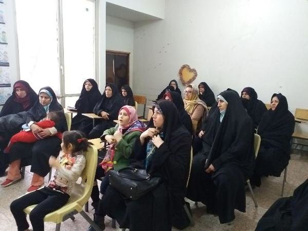 کارگاه حجاب از دیدگاه قرآن و ائمه(ع) در کتابخانه عمومی جدا در تهران