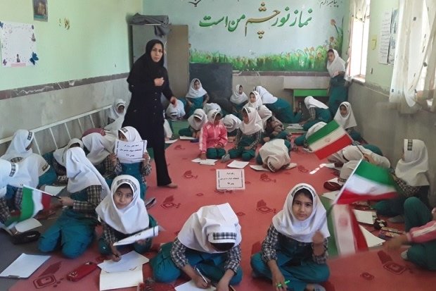 زنگ انشا در کتابخانه خیام حاضرمیل دهلران ابلام برگزار شد زنگ انشا در کتابخانه خیام حاضرمیل دهلران ابلام برگزار شد