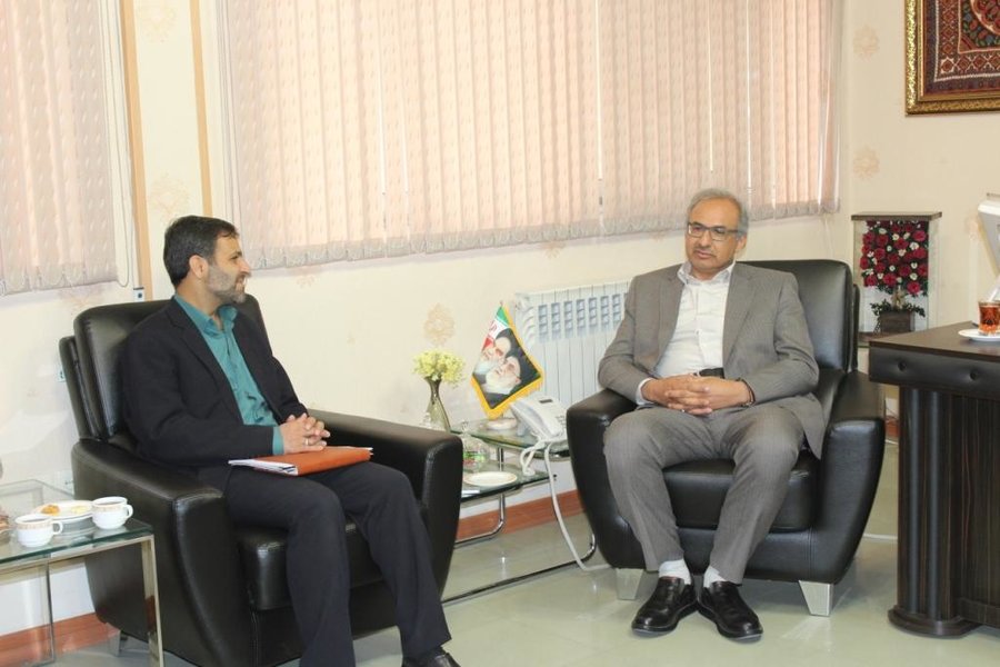 دیدار  سرپرست اداره کل کتابخانه های عمومی استان کرمان با معاون سیاسی، امنیتی و اجتماعی استاندار