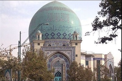 برپایی دومین نمایشگاه کاریحجماتور در کتابخانه حسینیه ارشاد